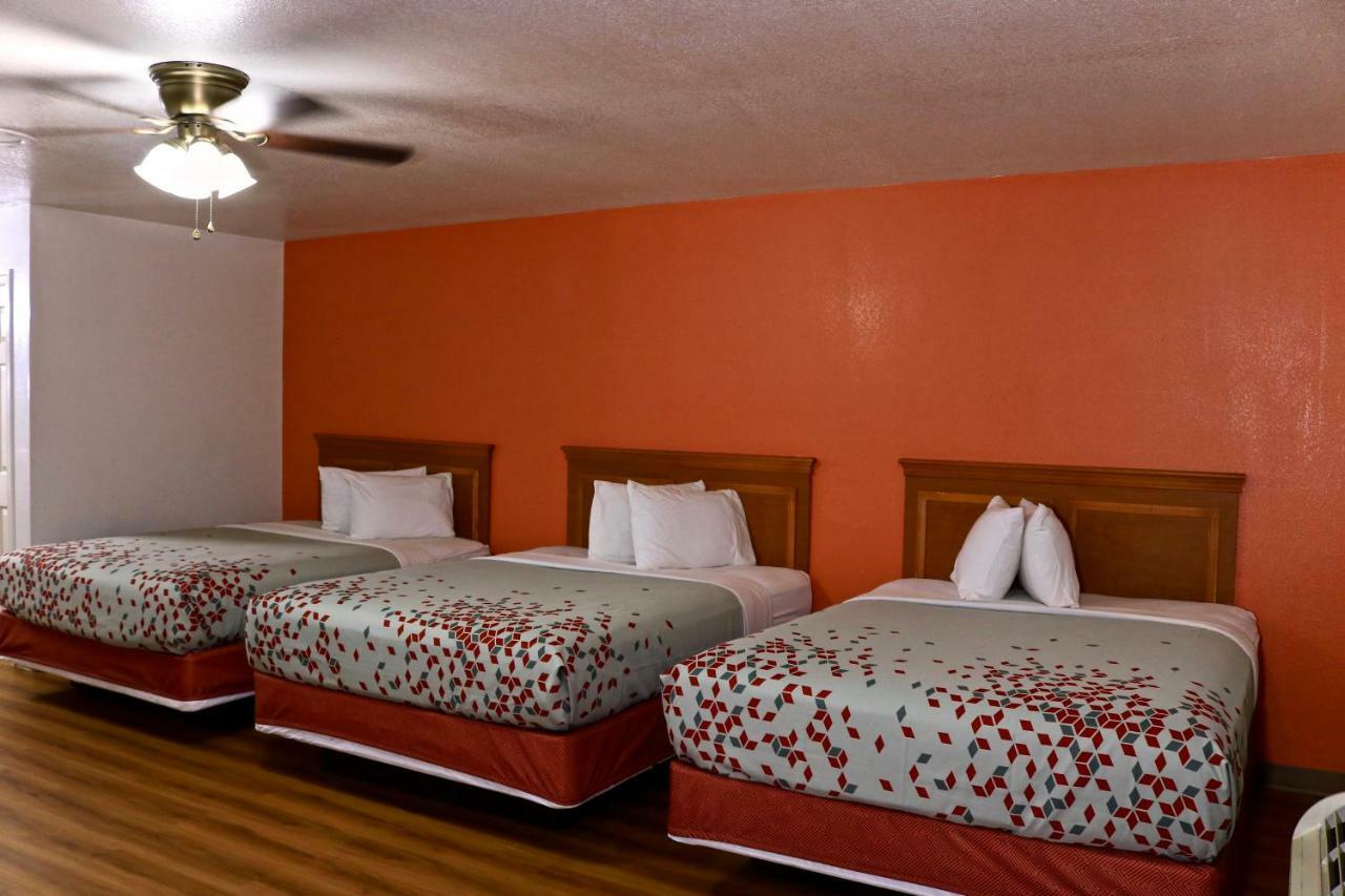 Heritage Inn & Suites เอลโดราโด ภายนอก รูปภาพ